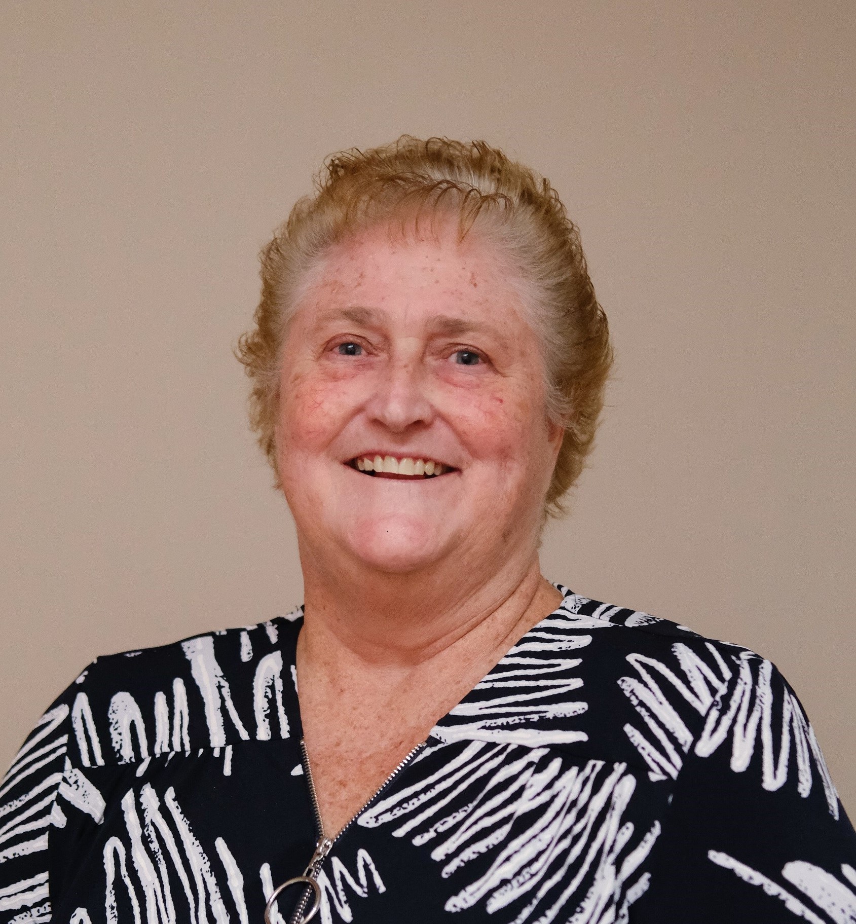 Dianne Chambers